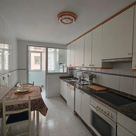 Piso Familiar Junto A La Ria 아파트 *